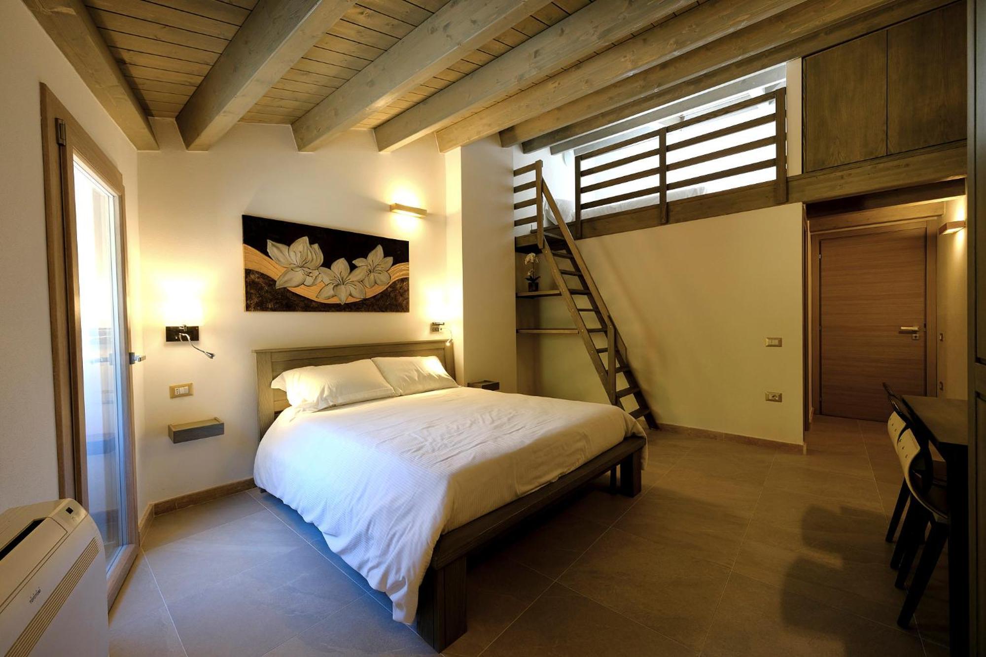 Zenith Rooms Іглесіас Екстер'єр фото